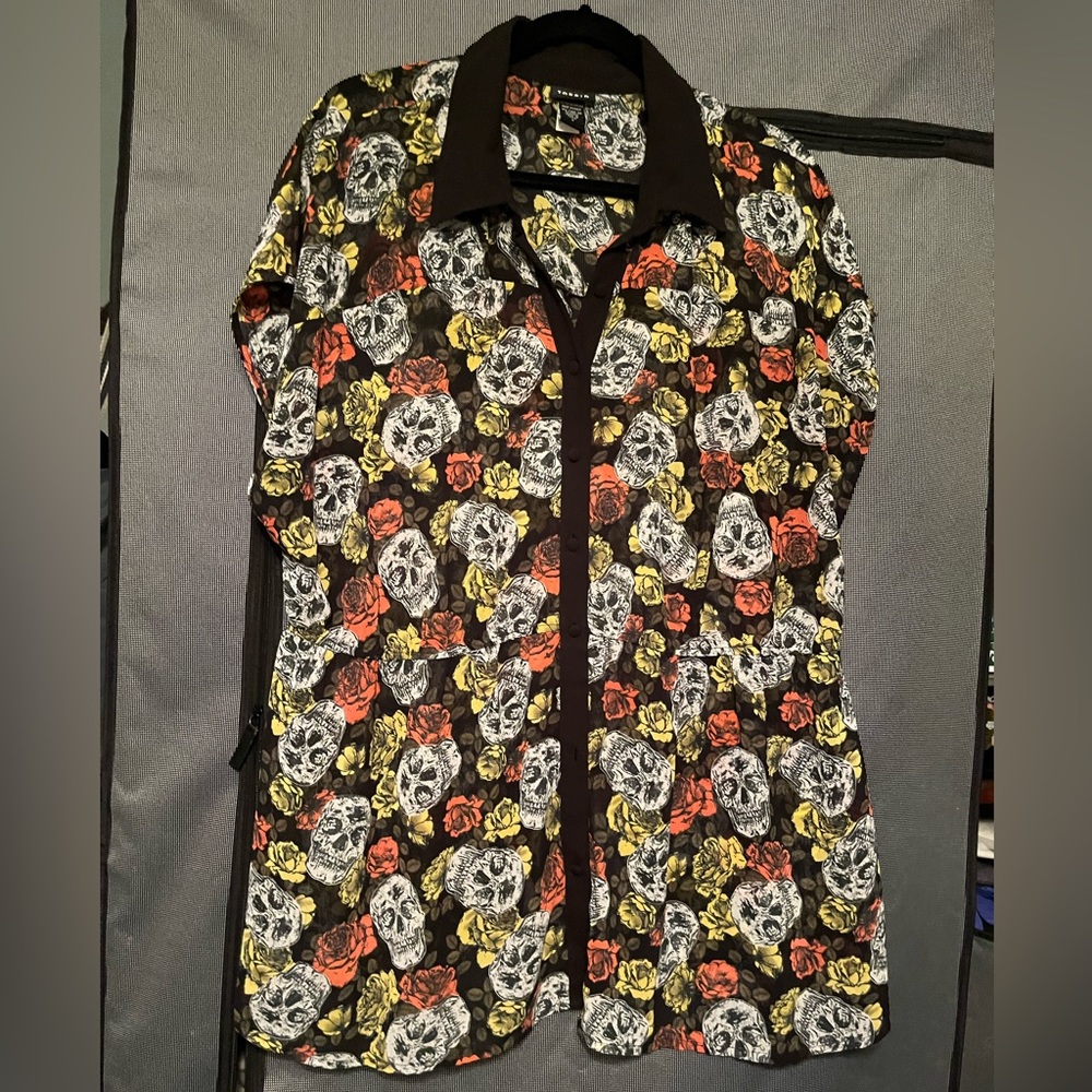 Torrid Collared Black Skull blouse with yellow and orange roses